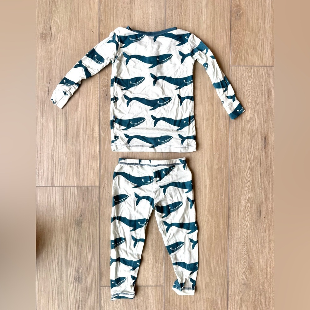 Kickee Pants Whale Print Bamboo Pajamas Fresh Air Blue 18-24M NWOT 2 Piece - Picture 3 of 6